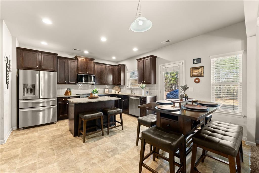 3715 Ridge Bluff Overlook Gainesville, GA 30507 - Photo 13 of 49