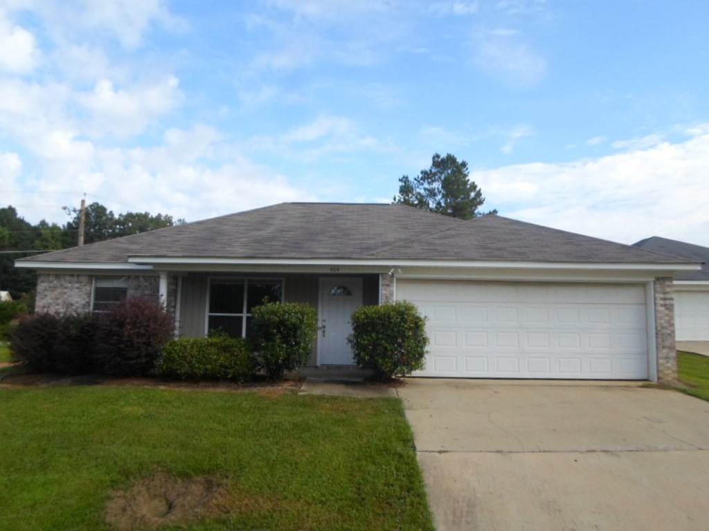 404 Vining Court Byram, MS 39272 - Photo 1 of 12 Photo 1