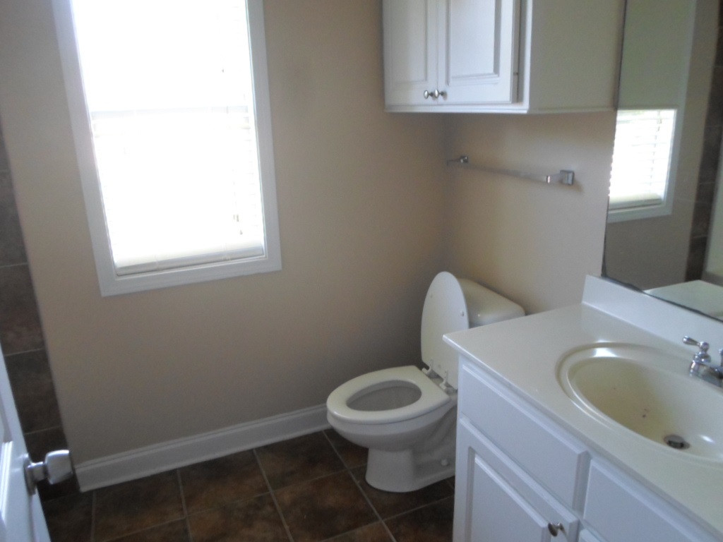 404 Vining Court Byram, MS 39272 - Photo 11 of 12 Photo 11