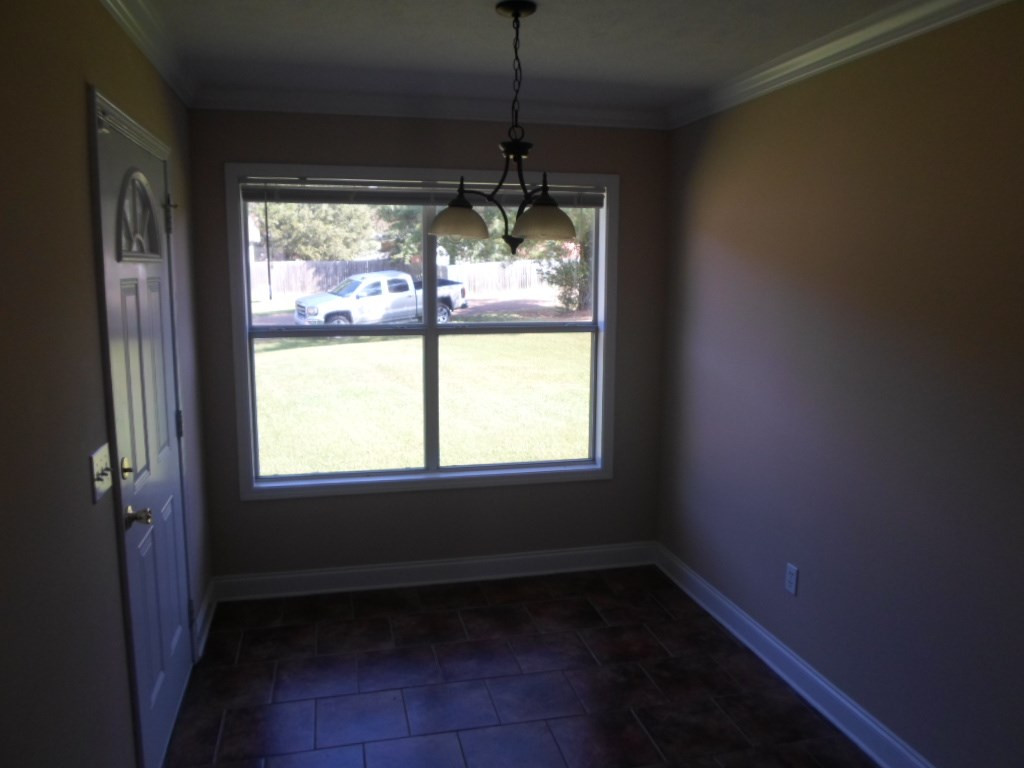 404 Vining Court Byram, MS 39272 - Photo 5 of 12 Photo 5