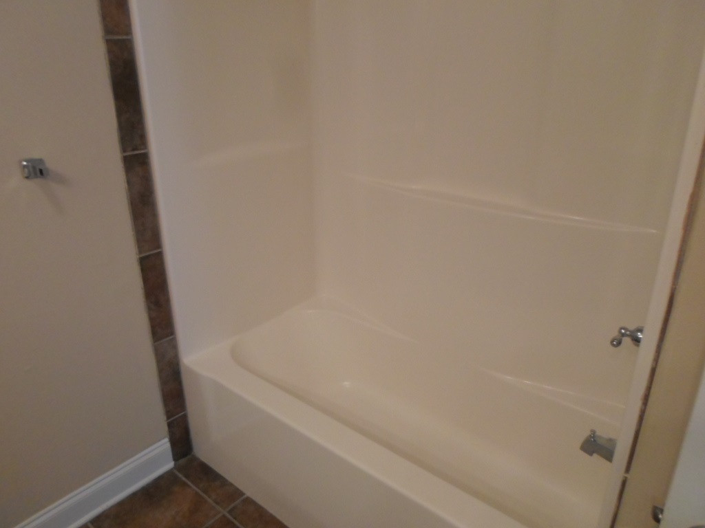 404 Vining Court Byram, MS 39272 - Photo 8 of 12 Photo 8