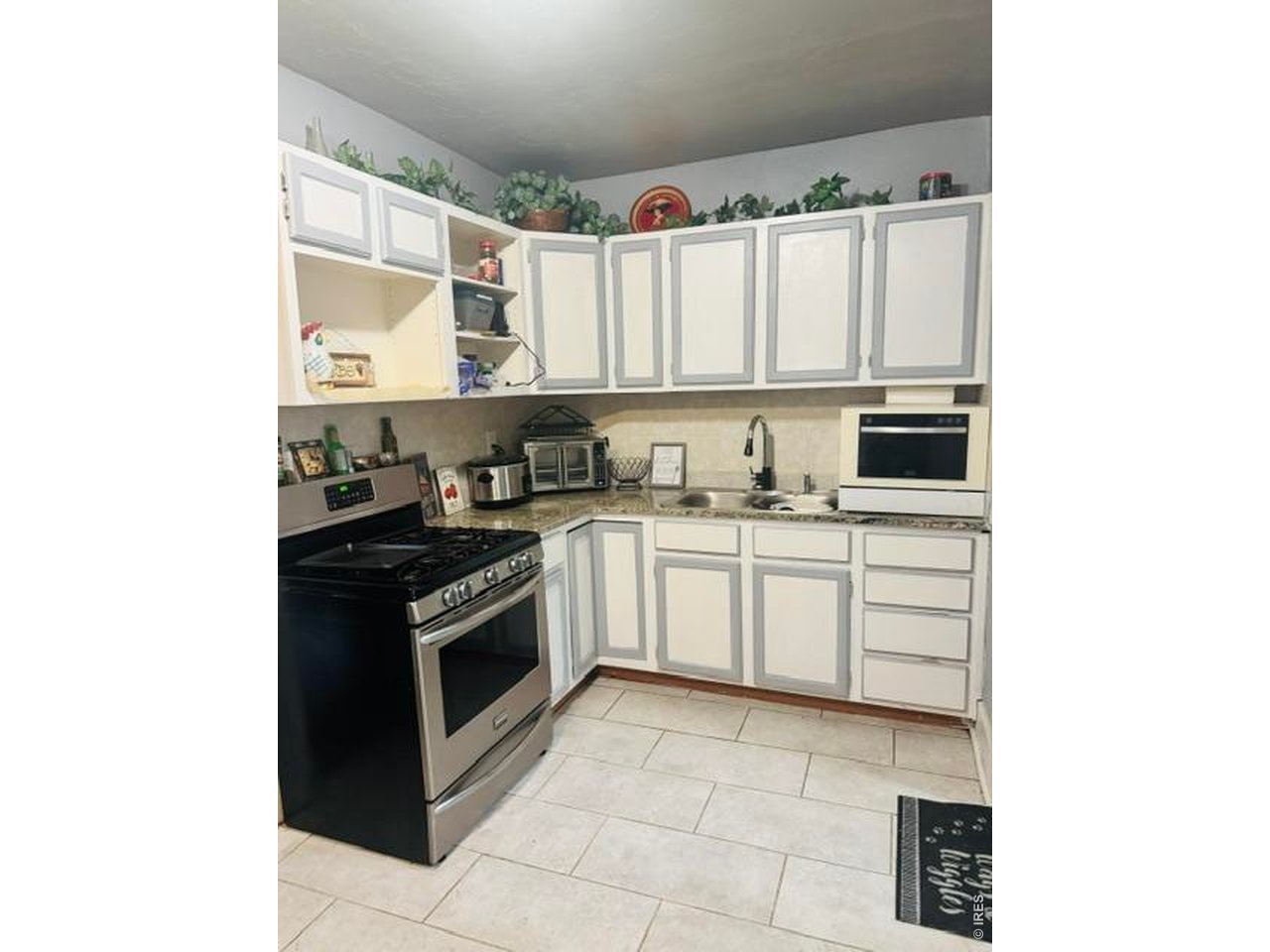 320 Denver Street Sterling, CO 80751 - Photo 4 of 12