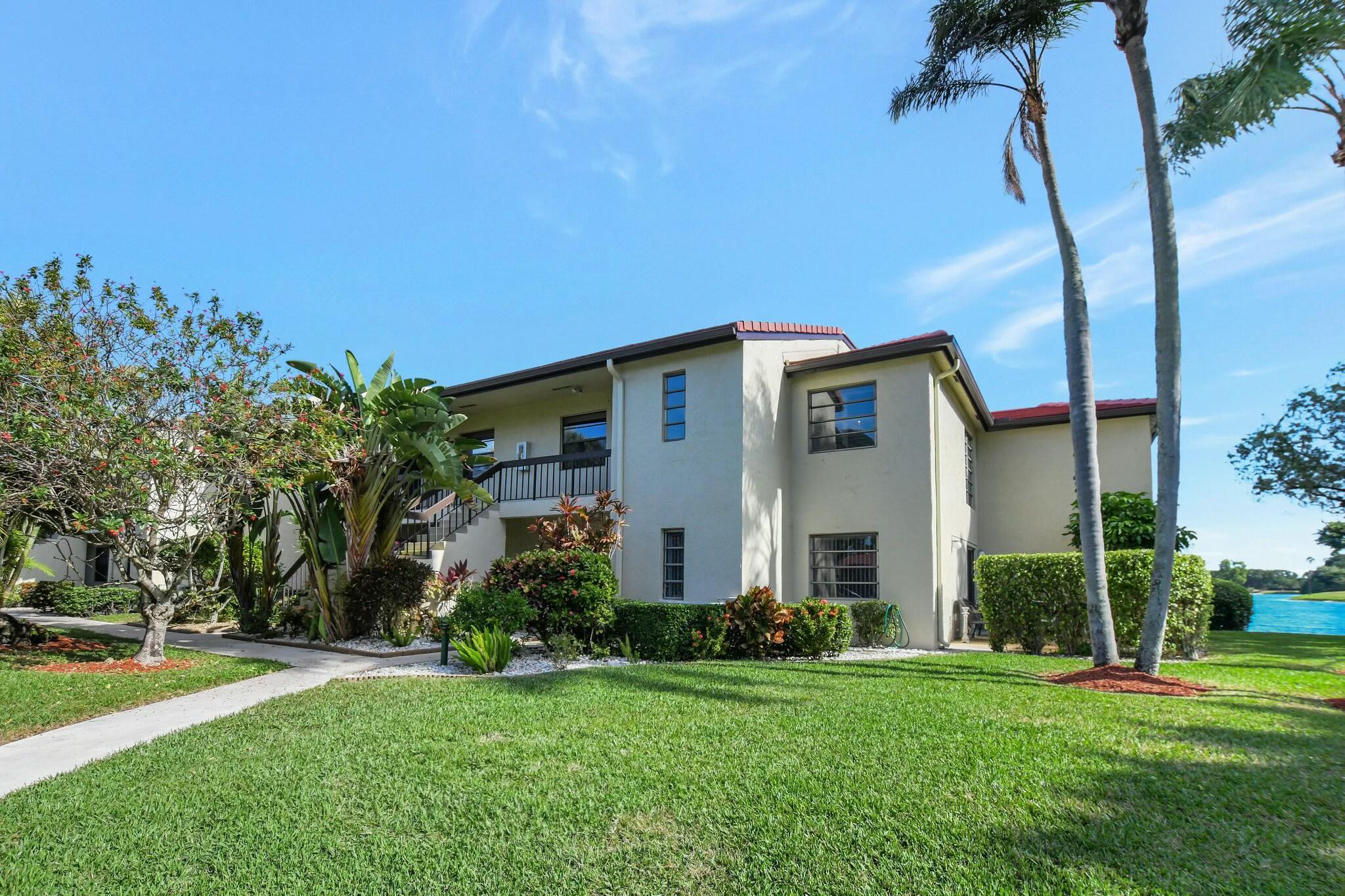 8305 Casa Del Lago, Unit H Boca Raton, FL 33433 - Photo 1 of 33 tempImageliNNjr