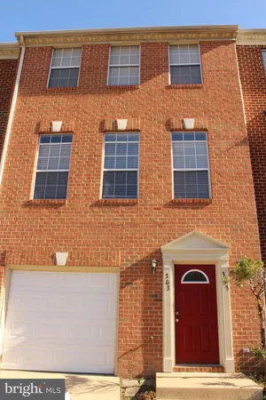$2,600 | 303 Dundee Place, Fredericksburg, VA 22405