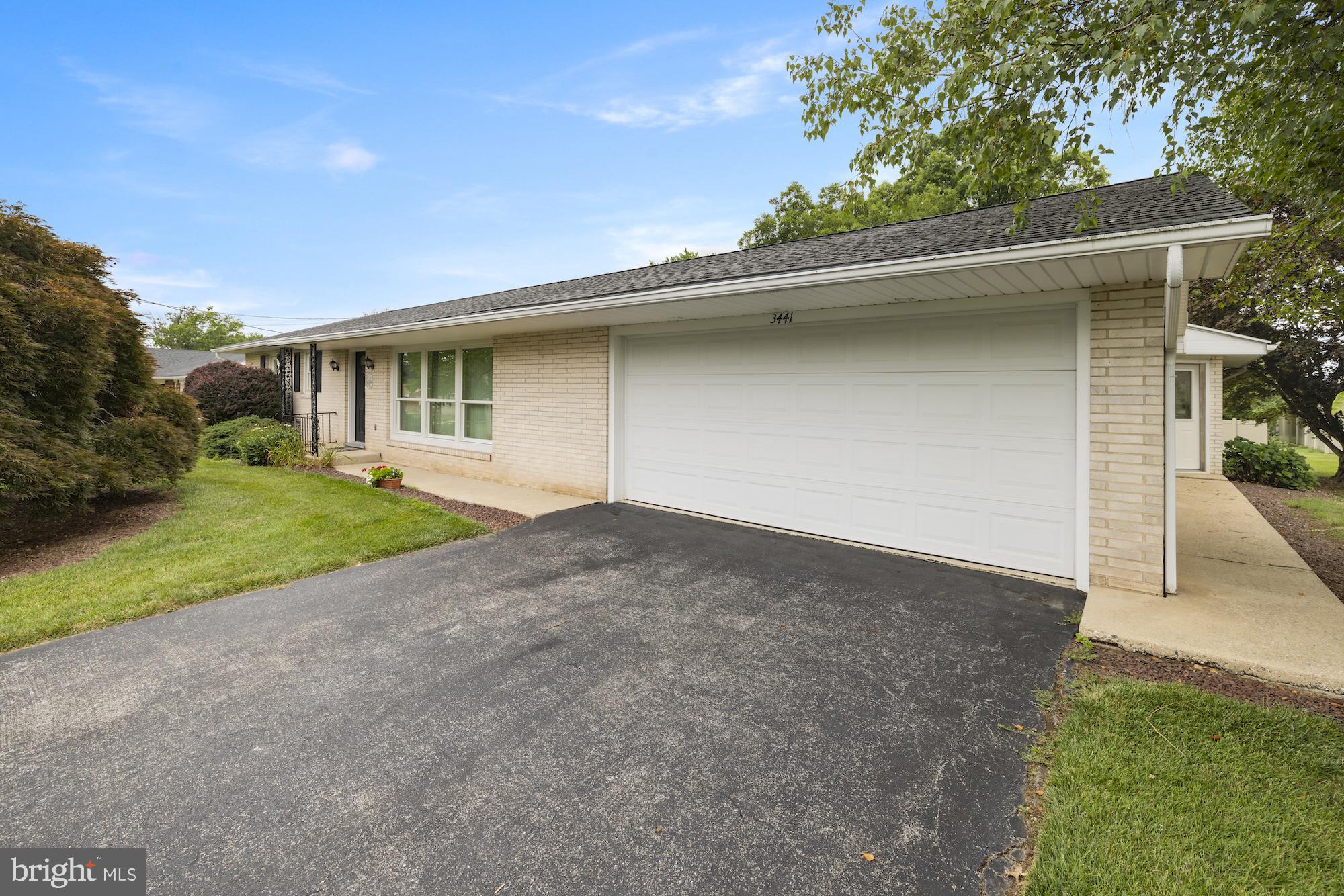 3441 Holly Road Dover, PA 17315 - Photo 3 of 47 Gallery Image 3