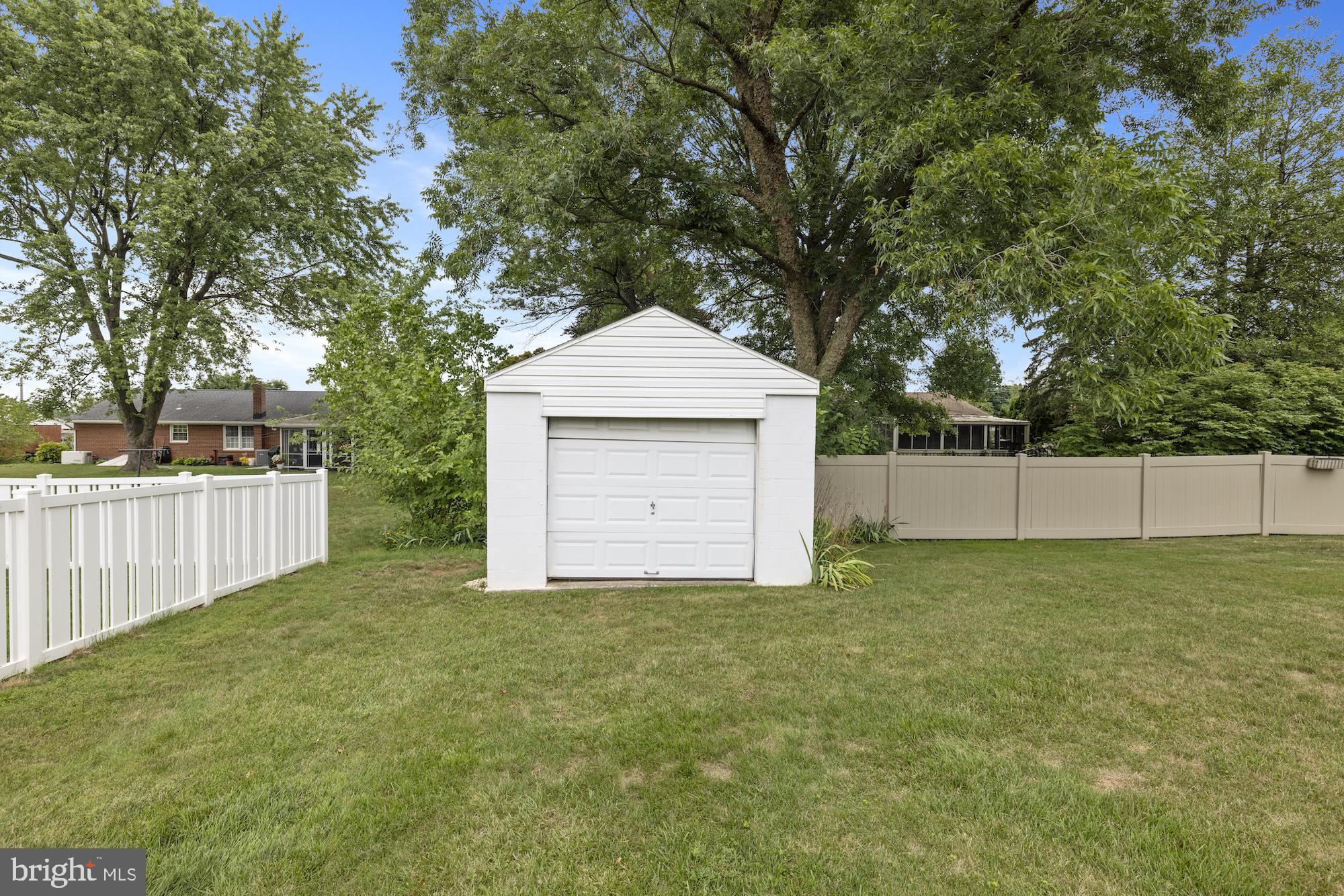 3441 Holly Road Dover, PA 17315 - Photo 38 of 47 Gallery Image 38