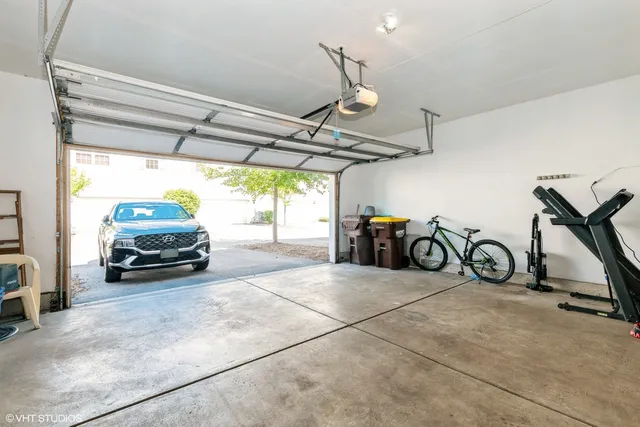 $2,050 | 1808 Powers Road, Unit 1808, Woodstock, IL 60098