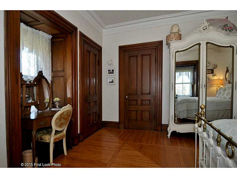 50 Old Beach Road, Unit 7 Newport, RI 02840 - Photo 17 of 18 Bedroom.
