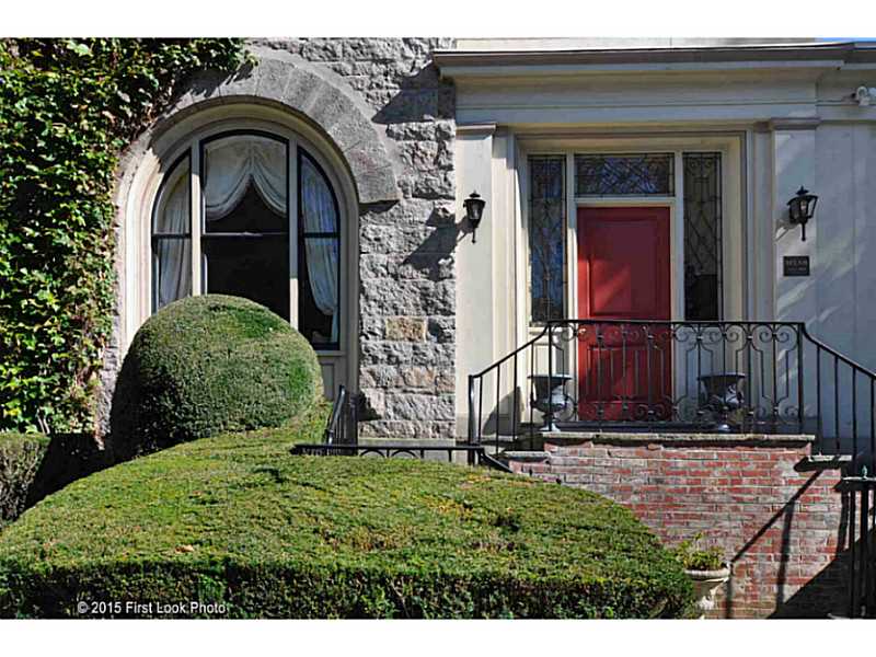 50 Old Beach Road, Unit 7 Newport, RI 02840 - Photo 2 of 18 Exterior Front.