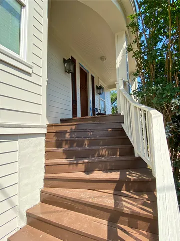 $2,895 | 1615 Houston Avenue, Houston, TX 77007