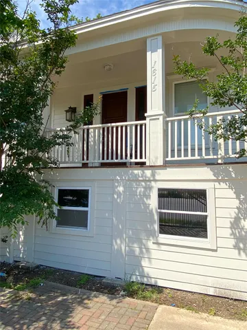 $2,895 | 1615 Houston Avenue, Houston, TX 77007