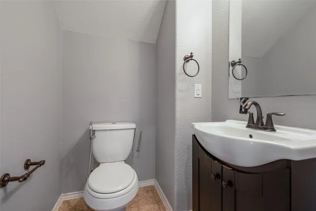 $2,495 | 19701 Drifting Meadows Drive, Pflugerville, TX 78660