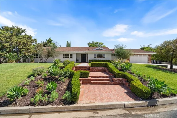 $7,800 | 1191 St Vincent Place, North Tustin, CA 92705