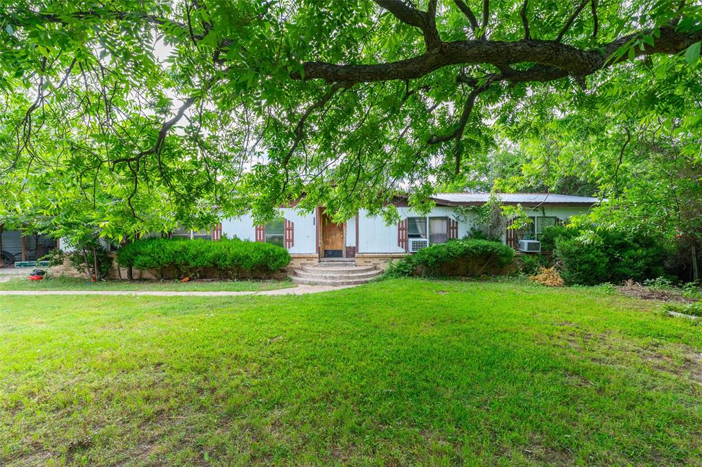 509 Rusk Street Clyde, TX 79510 - Photo 3 of 28