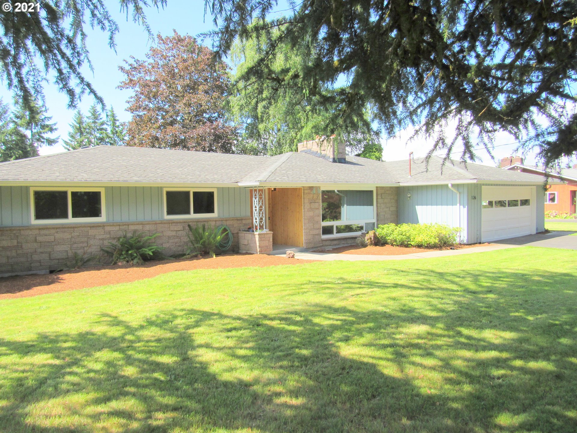 126 Jones Road Kelso, WA 98626 - Photo 1 of 32 Gallery Image 1