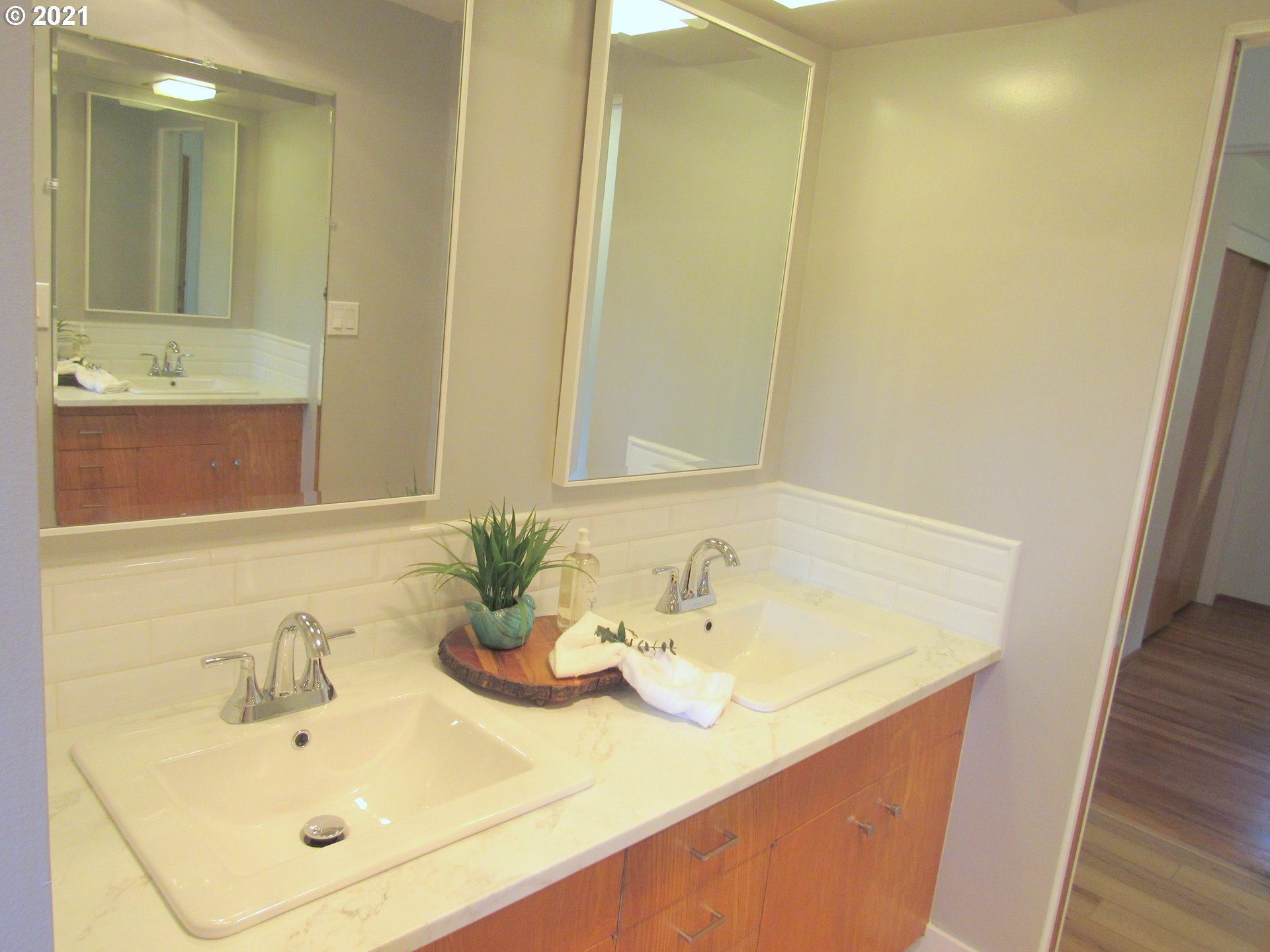 126 Jones Road Kelso, WA 98626 - Photo 11 of 32 Gallery Image 11