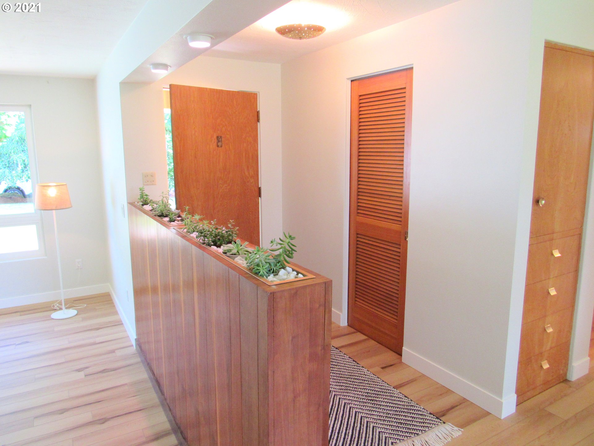 126 Jones Road Kelso, WA 98626 - Photo 5 of 32 Gallery Image 5