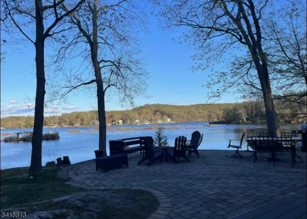 $1,800 | 6 Landone Trail, Andover, NJ 07821