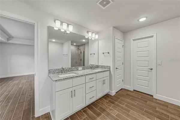 $629,900 | 41049 Stanton Hall Drive, Dade City, FL 33525