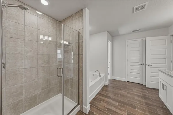 $629,900 | 41049 Stanton Hall Drive, Dade City, FL 33525