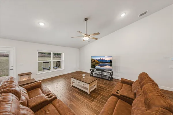 $629,900 | 41049 Stanton Hall Drive, Dade City, FL 33525