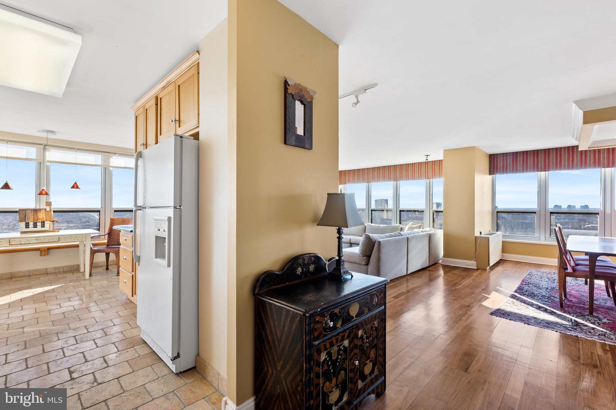 224-230 West Rittenhouse Square, Unit 2812 13 Philadelphia, PA 19103 - Photo 11 of 31
