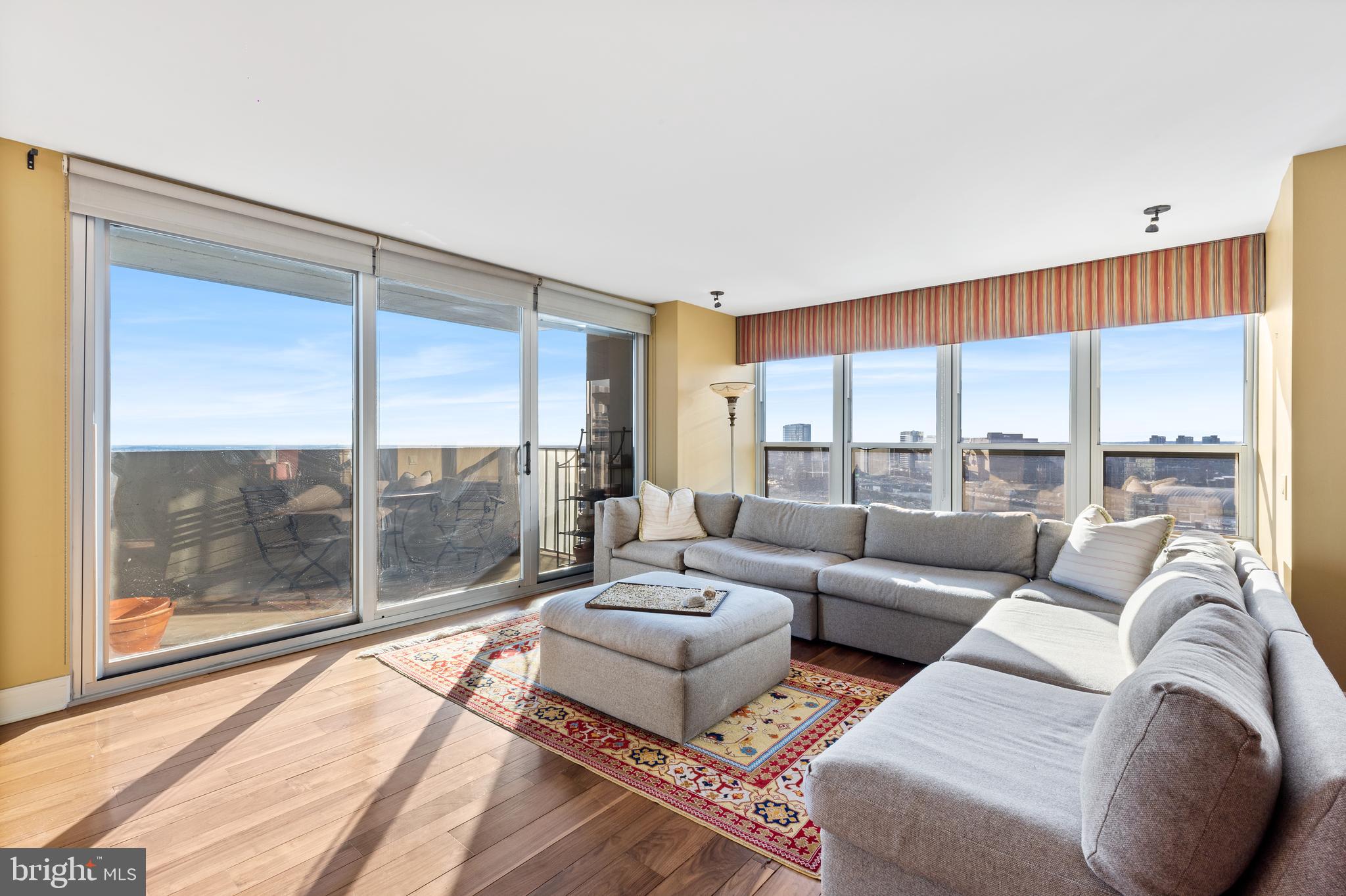 224-230 West Rittenhouse Square, Unit 2812 13 Philadelphia, PA 19103 - Photo 4 of 31