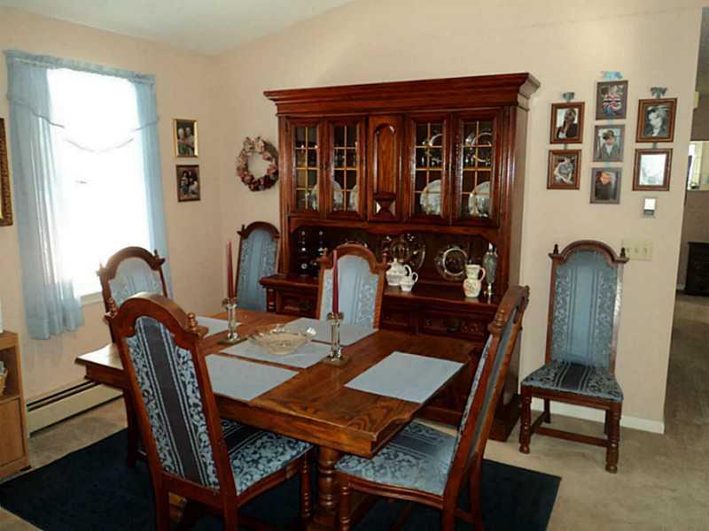 171 Dutch Neck Road Waldoboro, ME 04572 - Photo 4 of 8 Dining Room.