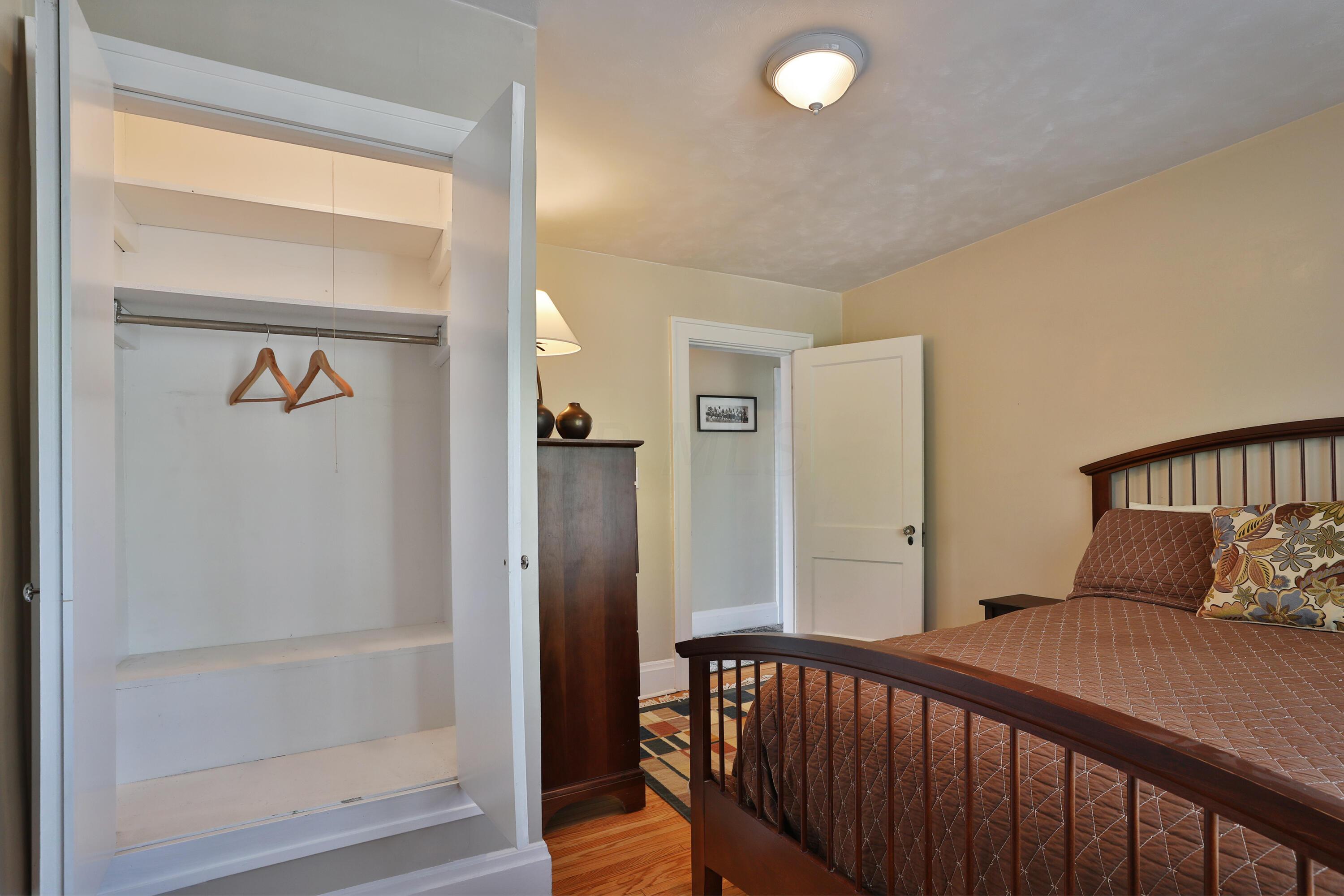 185 East Weber Road Columbus, OH 43202 - Photo 30 of 50 Bedroom 2