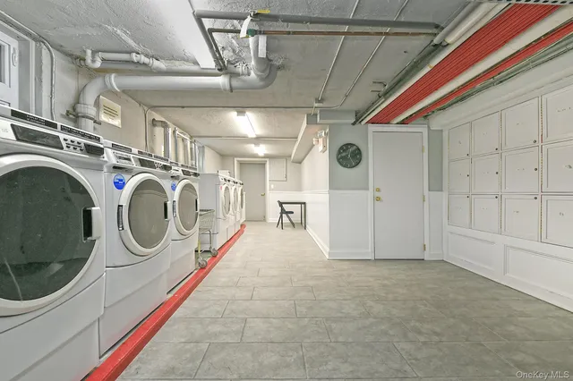 $515,000 | 20 Gibson Avenue, Unit 3D, Huntington, NY 11743