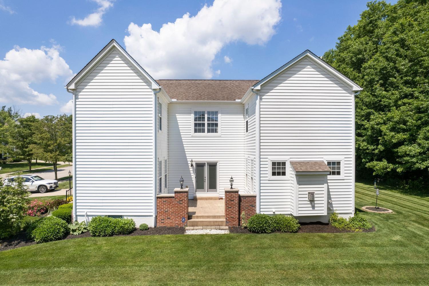 692 Hyacinth Road Cincinnati, OH 45245 - Photo 21 of 41