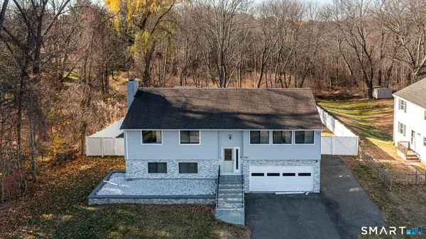 $419,999 | 5 Prasser Drive, East Hartford, CT 06118