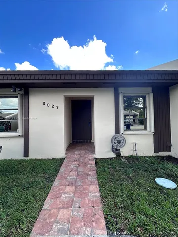 $2,750 | 5027 Southwest 139th Court, Unit 5027, Miami, FL 33175