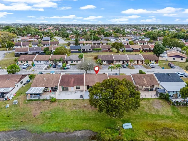 $2,700 | 5027 Southwest 139th Court, Unit 5027, Miami, FL 33175