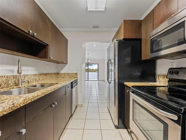 $2,700 | 5027 Southwest 139th Court, Unit 5027, Miami, FL 33175