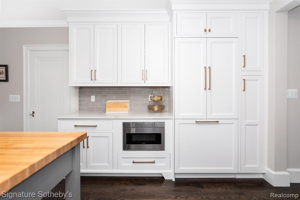 553 Middlesex Road Grosse Pointe Park, MI 48230 - Photo 10 of 46