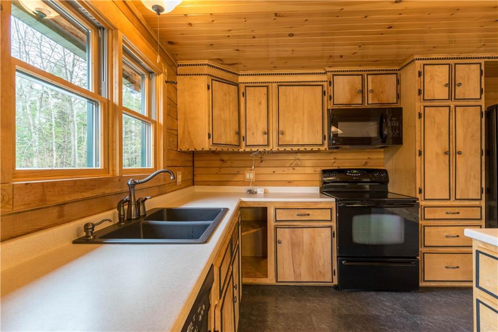 1846 Mattmiscontis Road Lincoln, ME 04457 - Photo 5 of 22 Kitchen