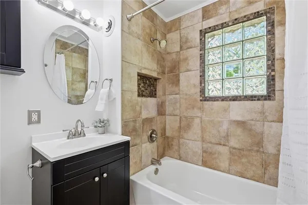 $350,000 | 5302 West 57th Street, Roeland Park, KS 66205