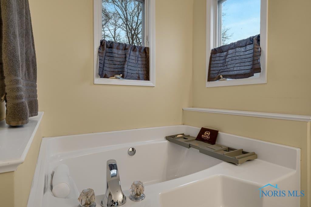 7112 Ramblehurst Road Sylvania, OH 43560 - Photo 34 of 45 Gallery Image 34
