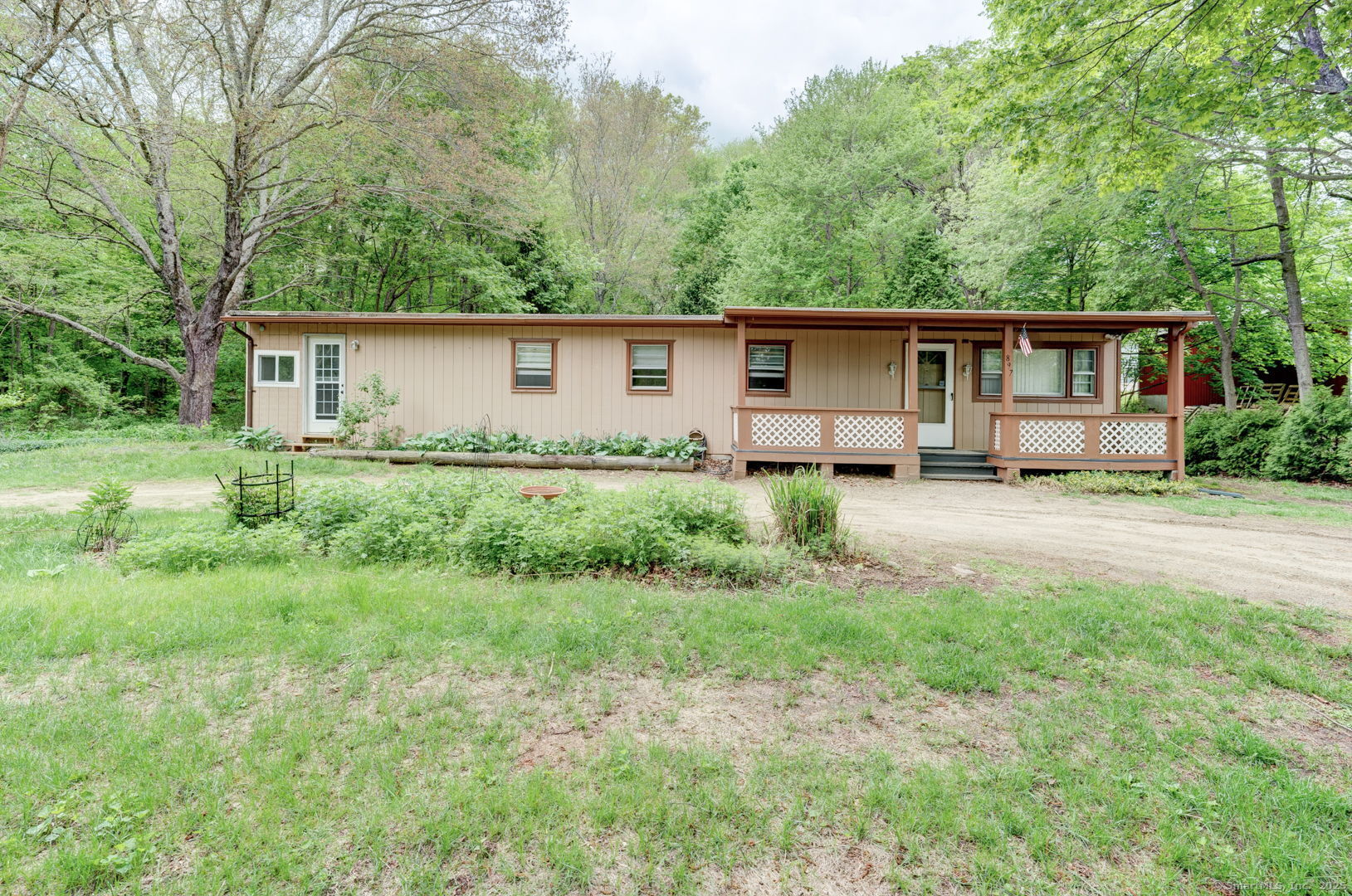 897 Windham Road Windham, CT 06266 - Photo 1 of 1