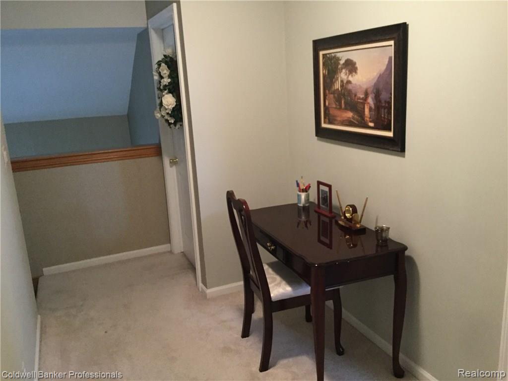 2207 Crystal Drive, Unit 20 Rochester Hills, MI 48309 - Photo 16 of 20