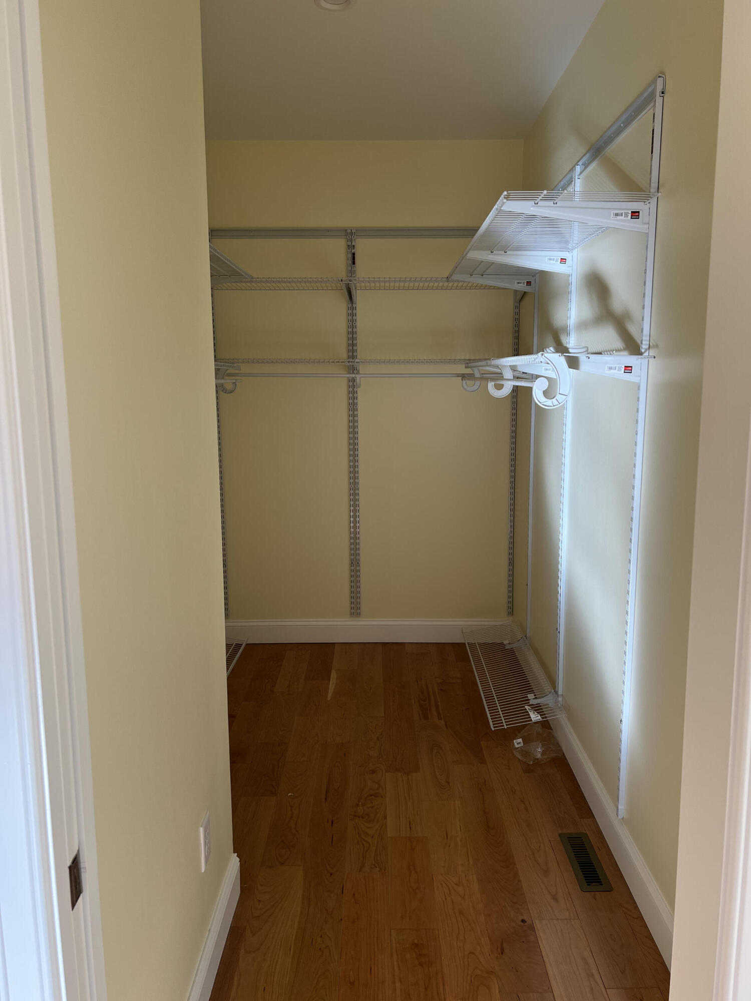20 West Beech Ridge Road Scarborough, ME 04074 - Photo 14 of 16 Primary Suite