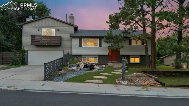 $539,900 | 6320 Lemonwood Drive, Colorado Springs, CO 80918