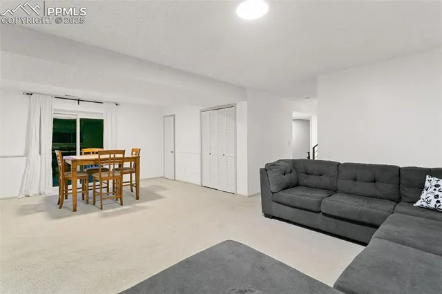 $539,900 | 6320 Lemonwood Drive, Colorado Springs, CO 80918