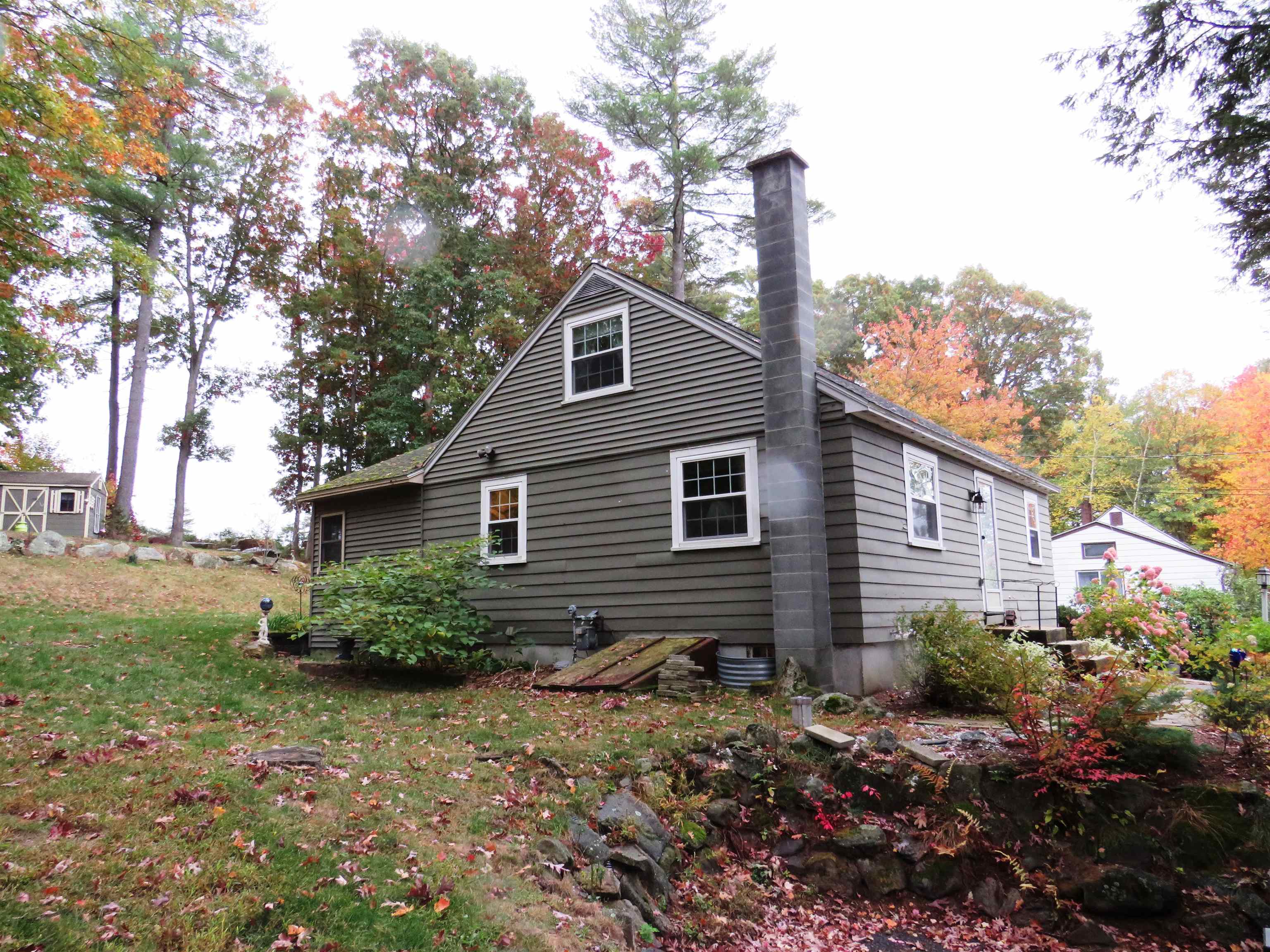 83 Hermit Road Manchester, NH 03109 - Photo 20 of 25