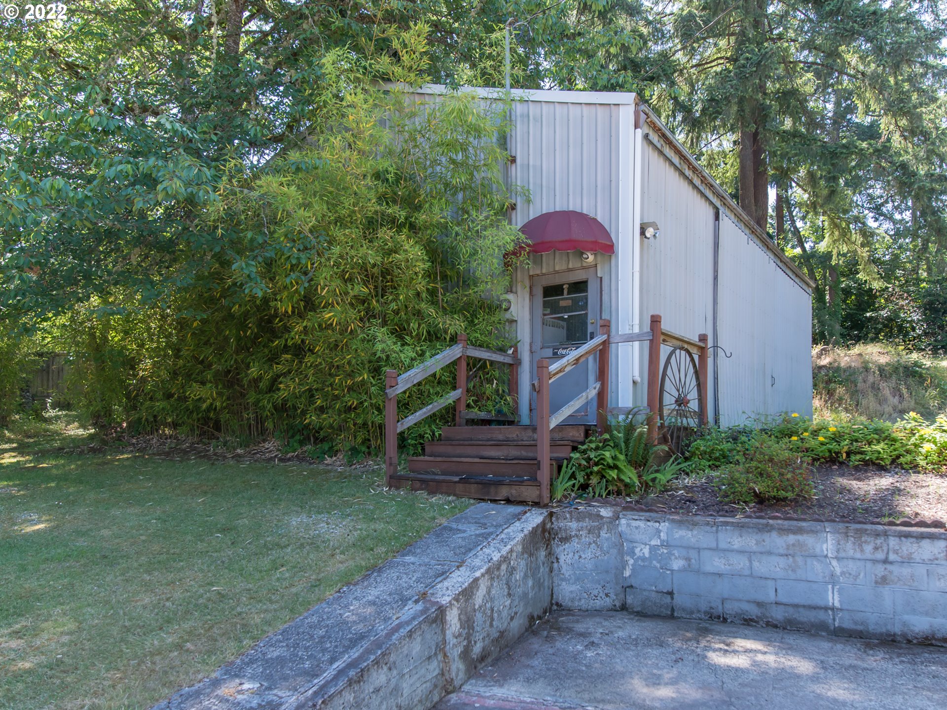 5000 Fox Hollow Road Eugene, OR 97405 - Photo 28 of 31 Shop