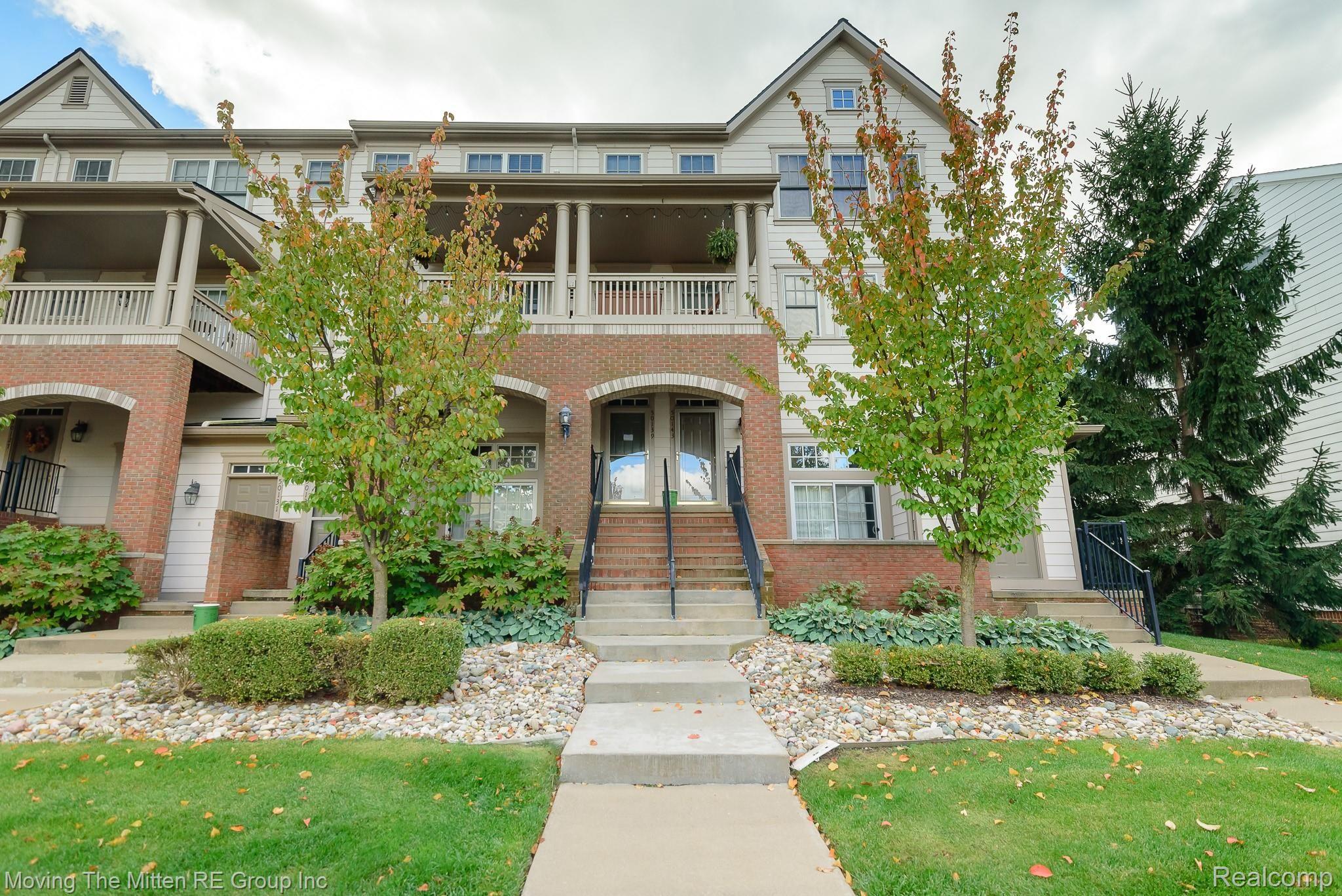 50139 Harding Street Canton, MI 48188 - Photo 1 of 40 MTM_50139_harding-29.jpg