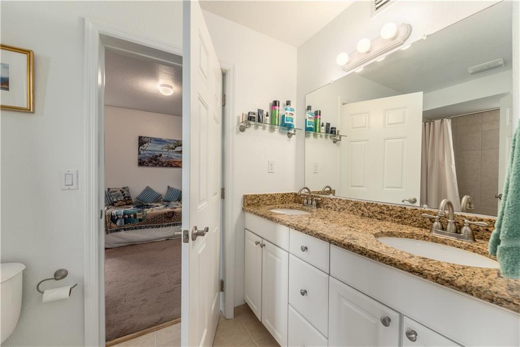 826 Southwest Rustic Circle Stuart, FL 34997 - Photo 17 of 35 Gallery Image 17