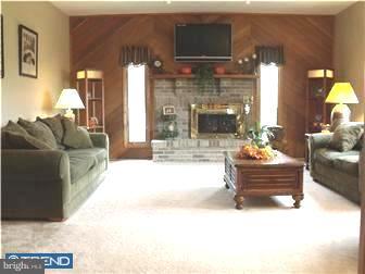 160 Woodruff Road Bridgeton, NJ 08302 - Photo 5 of 12 Living Room
