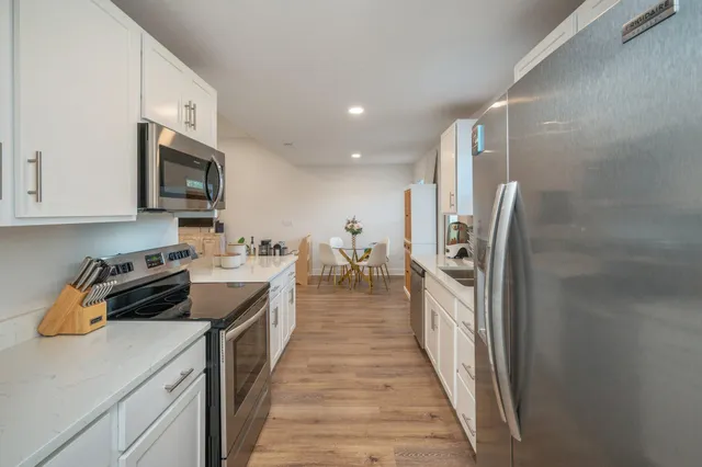 $2,000 | 691 South 11th Street, DeFuniak Springs, FL 32435